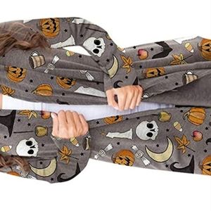 2XL Halloween sweater